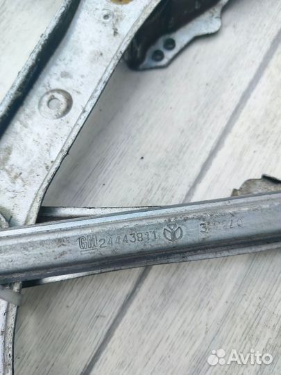 Стеклоподъемник передний левый Chevrolet Viva