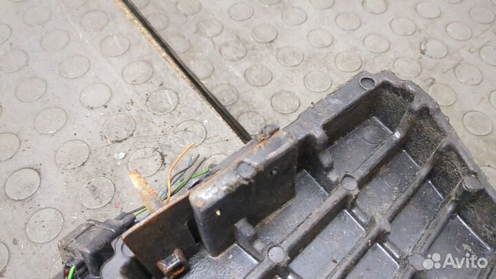 Усилитель бампера киа Venga, 2013