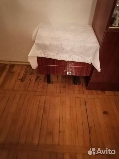 Сервант, 2 тумбочки