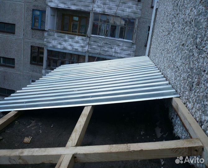 Крыша для балкона