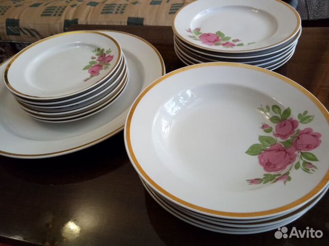 Столовый сервиз времен СССР