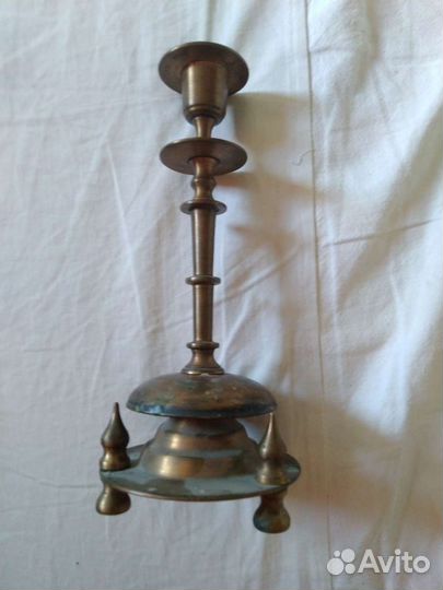 Старинный бронзовый подсвечник