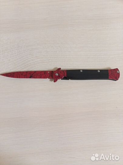 Нож складной, не заточенный.CS-GO