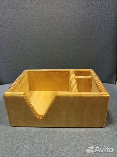 Салфетница деревянная