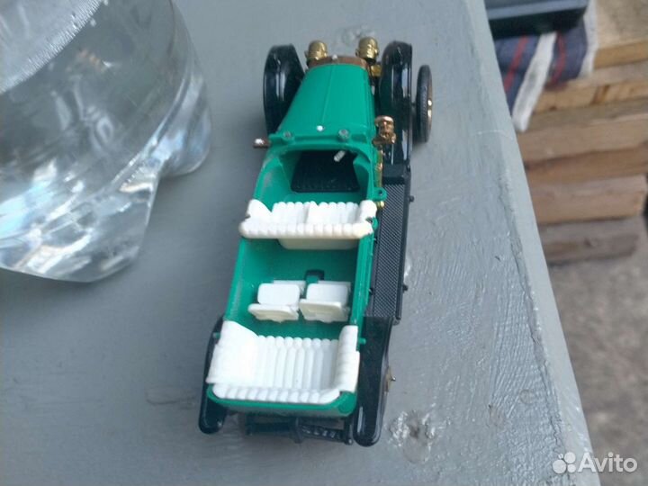 Коллекционные машинки СССР модели 1 43