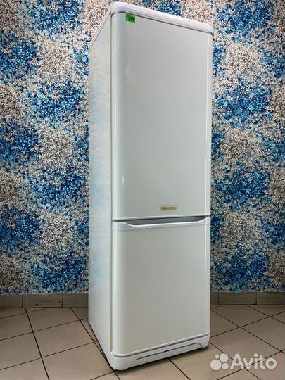 Б+уХолодильник ariston бу