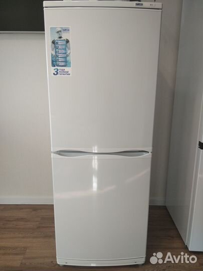 Продам холодильник Атлант