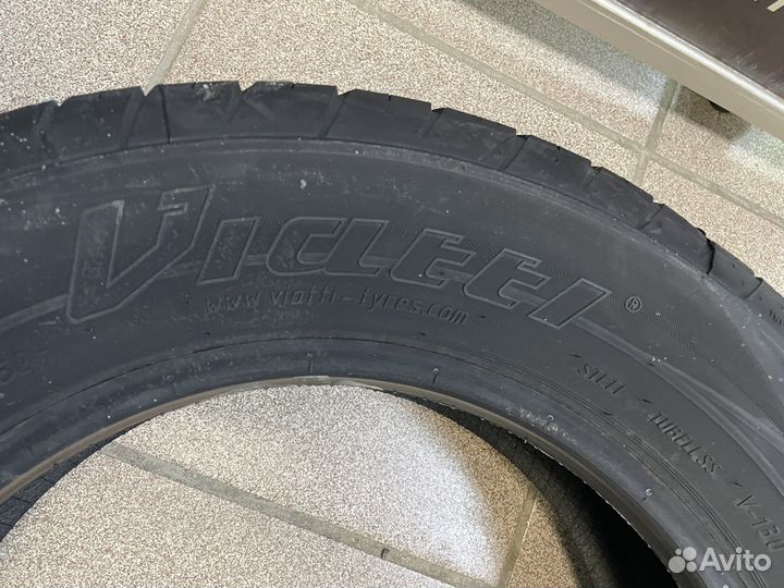 Viatti Strada Asimmetrico V-130 175/65 R14 82H