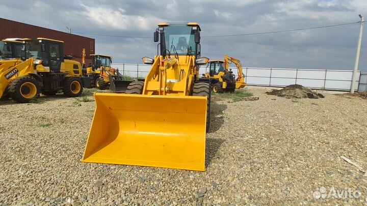 Фронтальный погрузчик XCMG LW300F, 2023