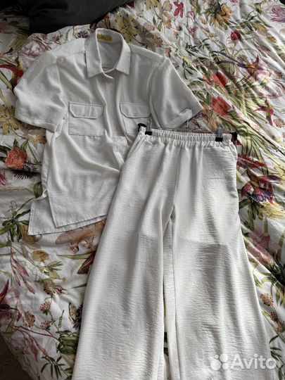 Костюм женский