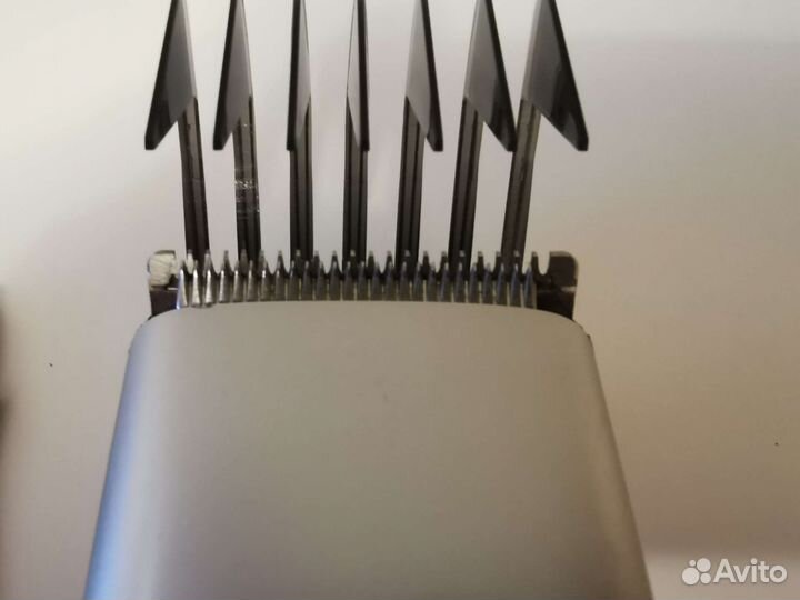 Машинка для стрижки волос philips