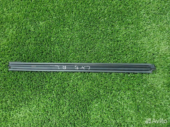 Уплотнитель стекла задний левый Mazda Cx-5 (Kf) Ii