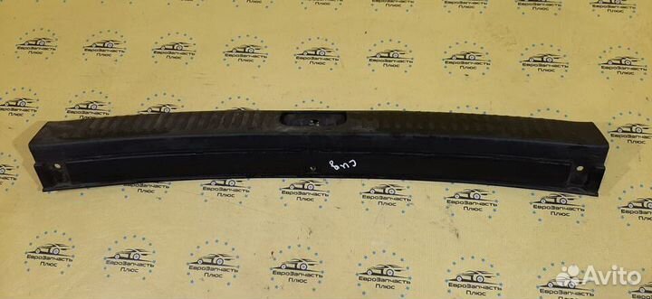 Накладка задней панели багажника KIA Ceed 1