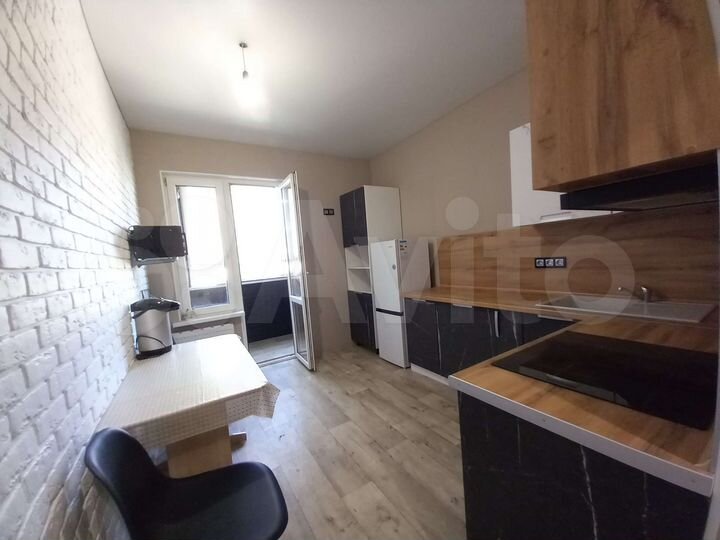 2-к. квартира, 58 м², 9/12 эт.