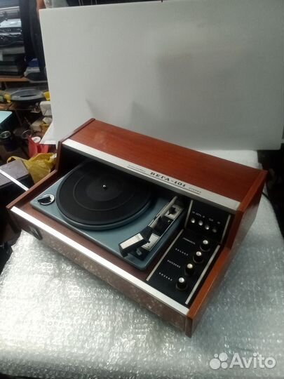 Проигрыватели электроника, ария, эстония, вега