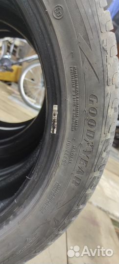 Goodyear UltraGrip 205/50 R17 93V