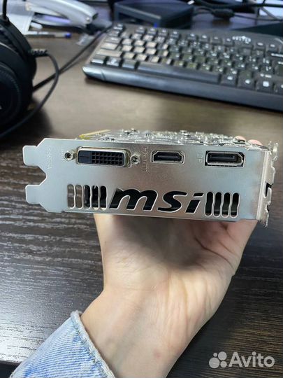 MSI AMD Radeon RX 560 aero ITX
