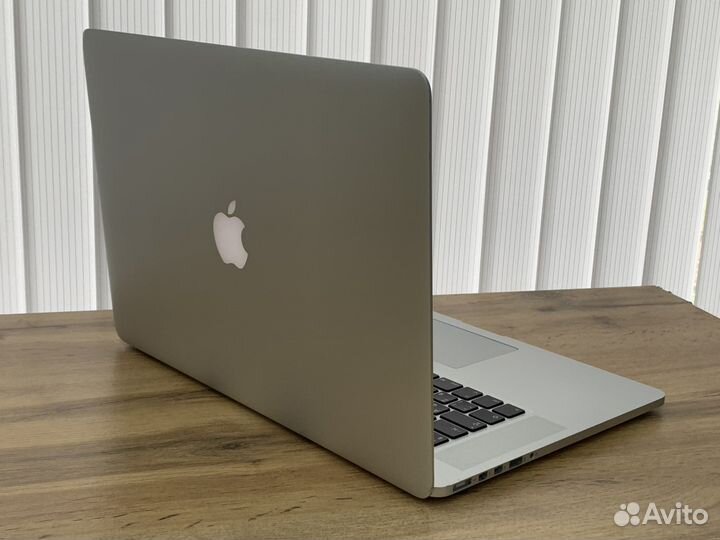 MacBook Pro 15 2016 i7/16/512 Gb