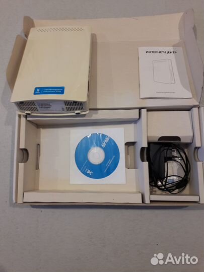 Интернет-центр 4G LTE Yota