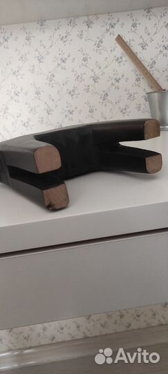 Икеа статуэтка Финансиэлл лошадь