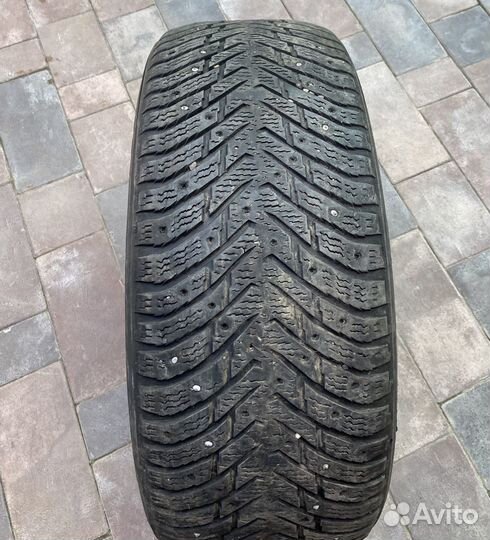 Nokian Tyres Hakkapeliitta 8 235/50 R18