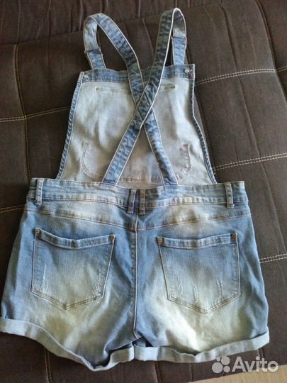 Джинсовый комбинезон шорты