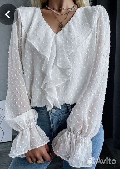 Блузка женскаяс воланами