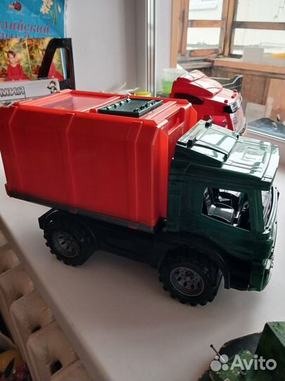 Детские игрушки машины