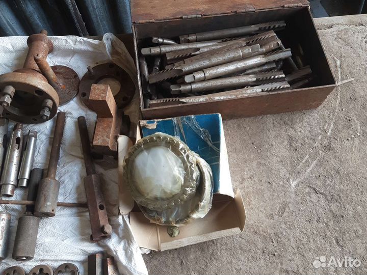 Токарный инструмент