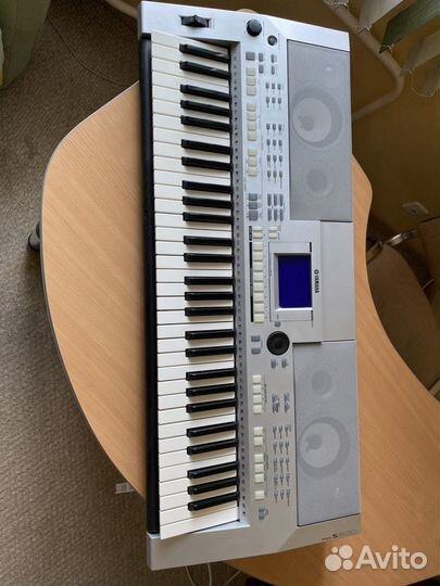 Новый Синтезатор Yamaha psr-S500