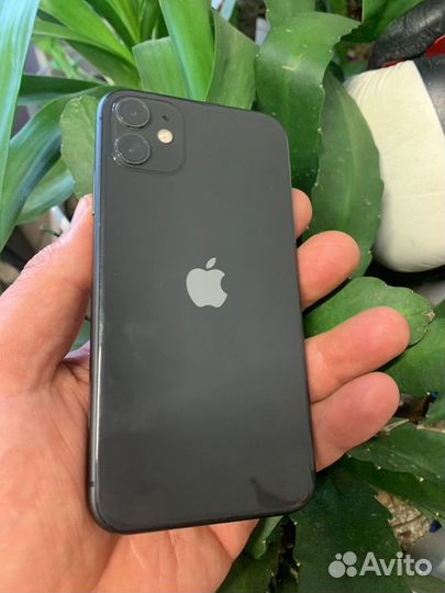 iPhone 11, 64 ГБ