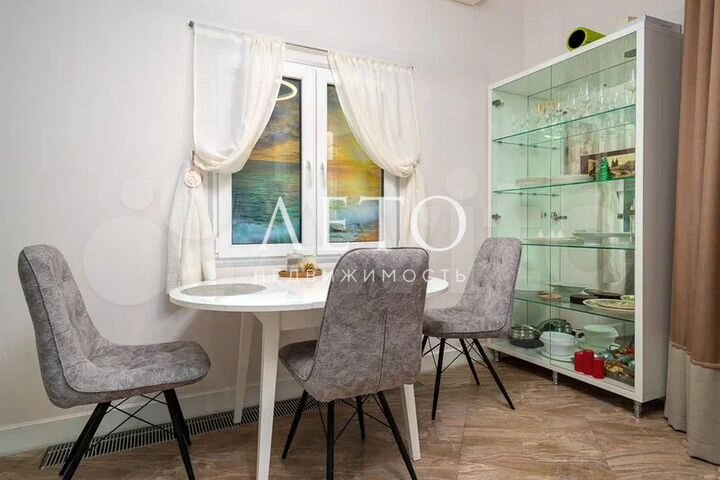 3-к. квартира, 94,7 м², 2/18 эт.