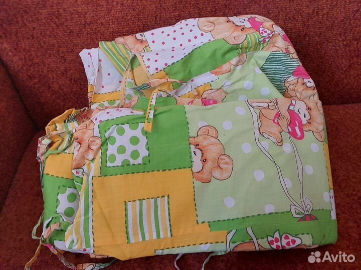 Бортики комплект в кроватку