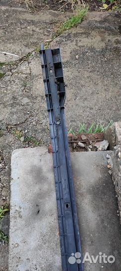 Кронштейн заднего бампера Пассат Б5+