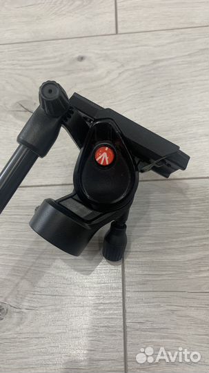 Штативная головка Manfrotto MVH400AH