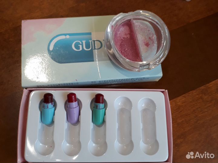 Набор косметики пакетом