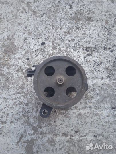 Насос гидроусилителя руля Toyota Corsa