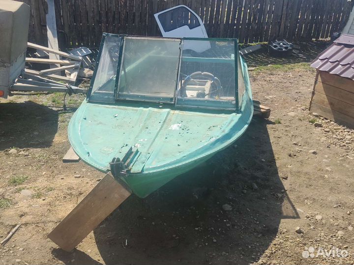 Лодка Крым с документами