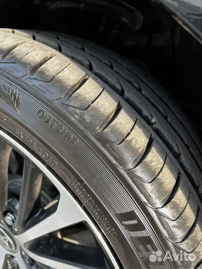 Delinte DH2 235/45 R18 98W