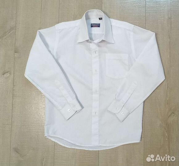 Рубашки на мальчика белая и цветная