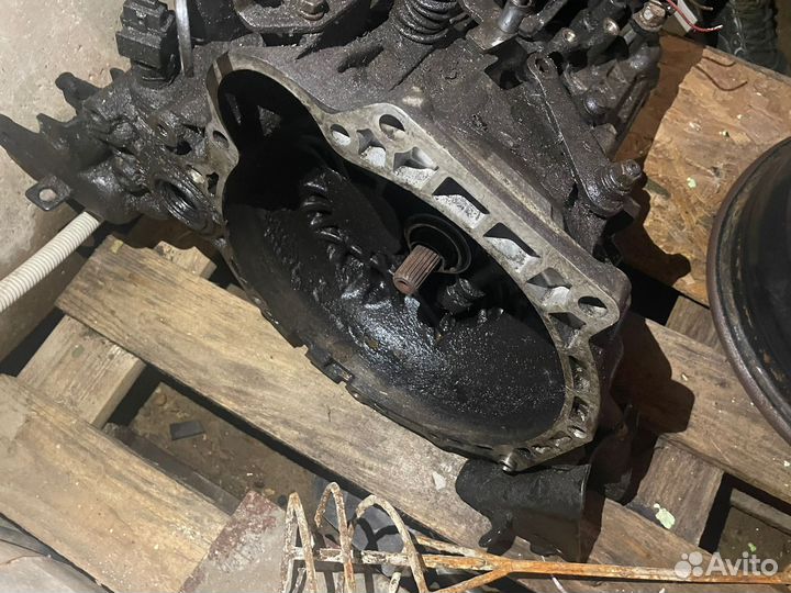 Hyundai Elantra коробка передач