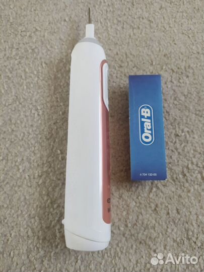 Новая Электрическая зубная щетка Braun Oral-B