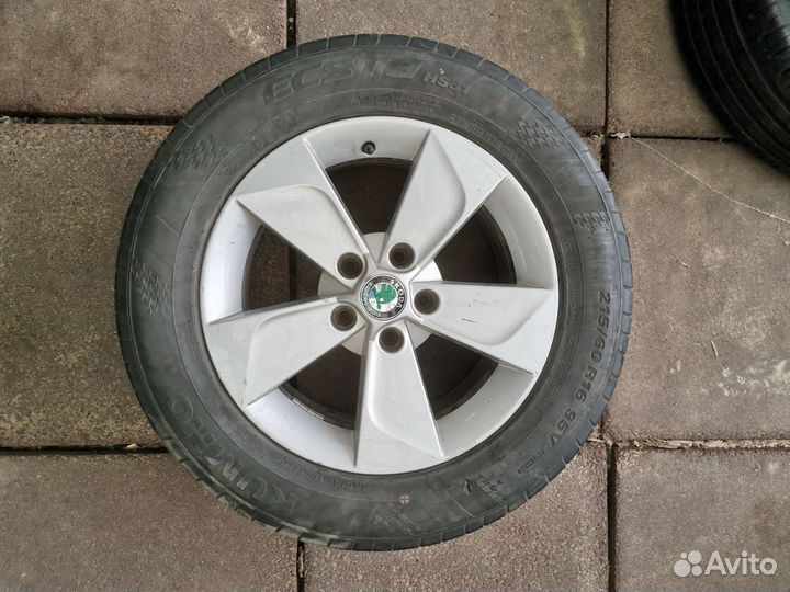 R16 Kumho Ecsta HS51 215/60, PCD 5x112 DIA 57.1