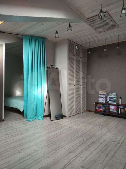 2-к. квартира, 65 м², 3/3 эт.