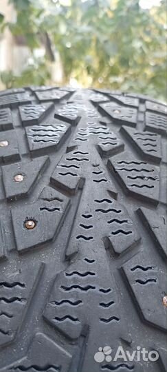 Arctic Trucks AT405 215/60 R17 100T