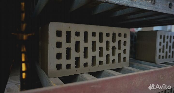 Пустотелый керамический кирпич