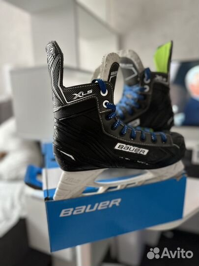 Хоккейные коньки bauer