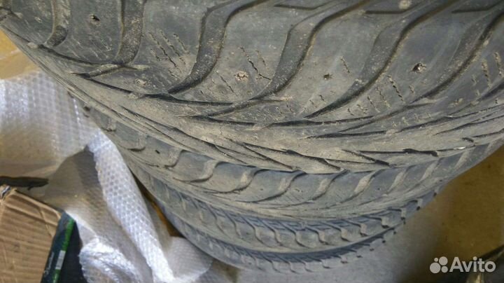 Yokohama Ice Guard Stud IG55 215/60 R17 100T