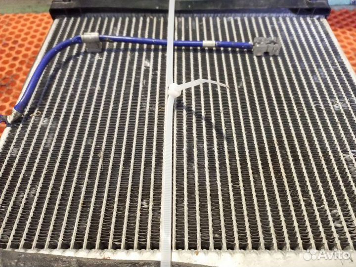 Радиатор кондиционера Toyota Corolla Runx