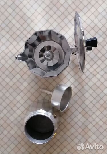 Гейзерная кофеварка 300 мл